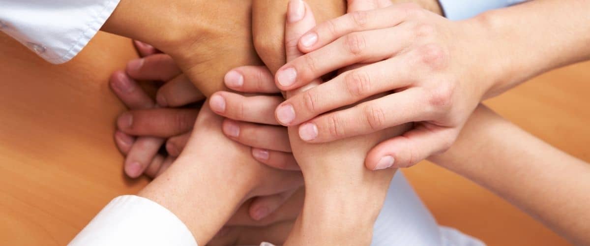 How To Build A Relationship With Your Audience If Your A Coach Healer Therapist. Relationship building and client nurturing tips for the Spiritual Entrepreneur Spiritual Marketing Club
